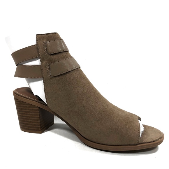 Women's Pablo Western Tan Open Toe Boot, Size 8 - Picture 2 of 7